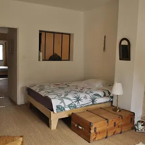 Grande Maison Cosy En Coeur De Village Hébergement de vacances Lisle-sur-Tarn
